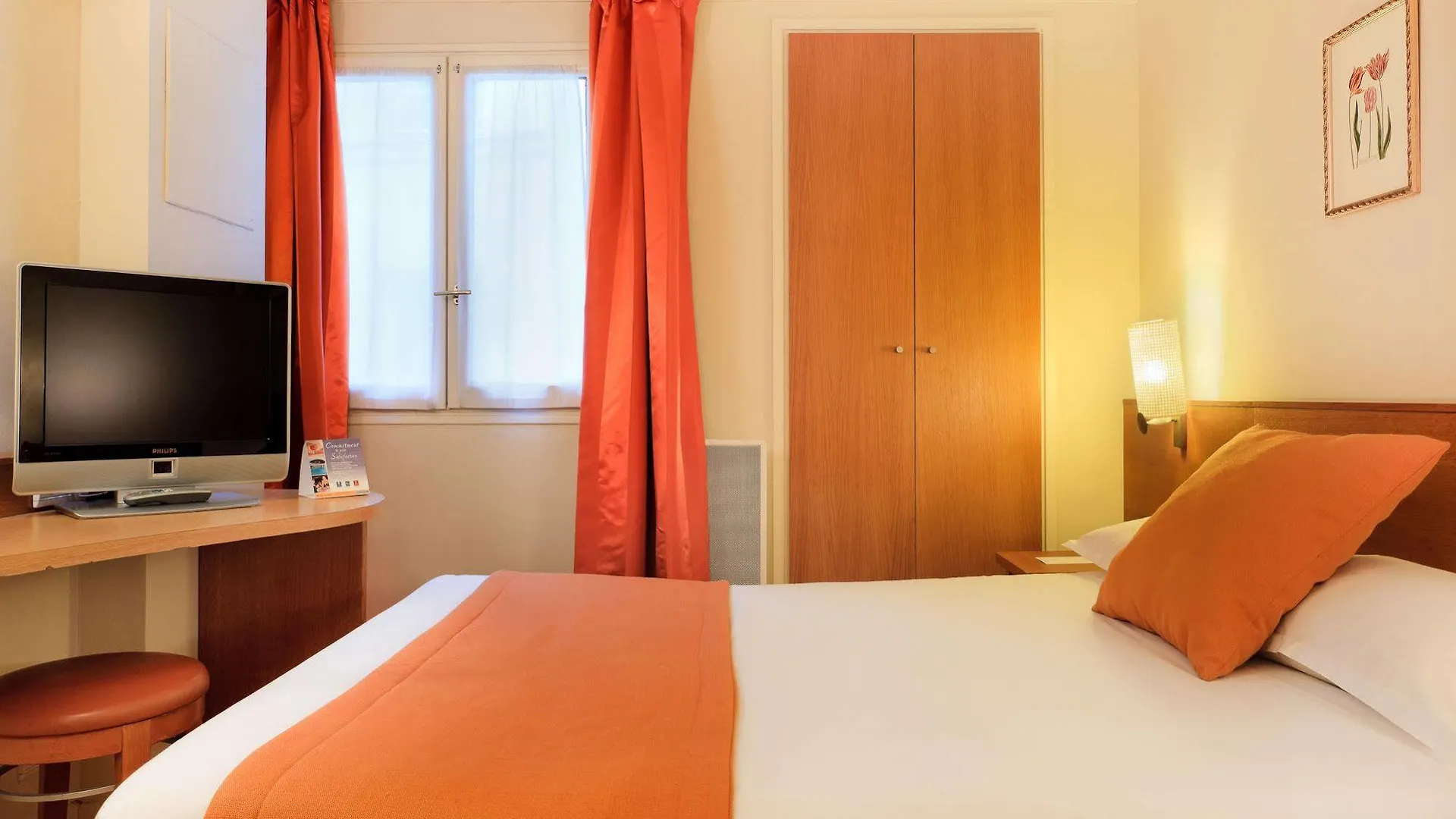 Hotel Maison Axel Opera Paris